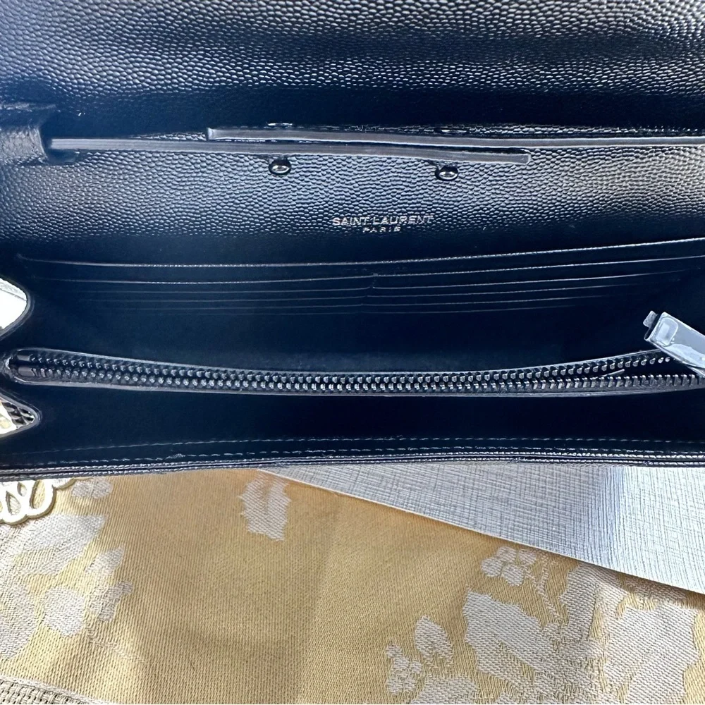 Saint Laurent Grain De Poudre Matelasse Chevron Monogram Monochrome - Picture 5 of 7